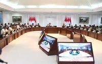 Sempat Ratas Budi Karya duduk Diapit Menteri Agraria dan Tata Ruang dan Panglima TNI, Begini Kronologinya
