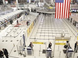 Pencurian Tas di Bandara New York Dibongkar, Kerugiannya Rp 88 M