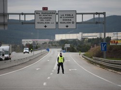 Lockdown vs Tes Cepat, Lebih Ampuh Mana Atasi Corona?