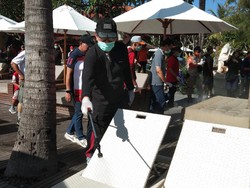 Perangi Corona, Pemprov Bali Lakukan Penyemprotan Massal