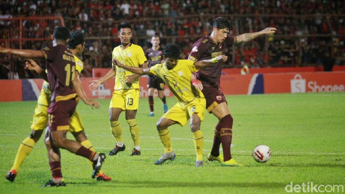 PSM Makassar vs Barito Putera berakhir imbang 1-1 (Foto: Ibnu Munsir/detikcom)
