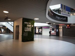 Potret Pusat Perbelanjaan Dunia Mati Suri Gegara Corona