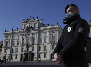 Menteri Kesehatan Ceko Dikecam Usai Langgar Aturan Corona