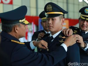 Perwira Penerbang API Banyuwangi Doakan Menhub Segera Sembuh