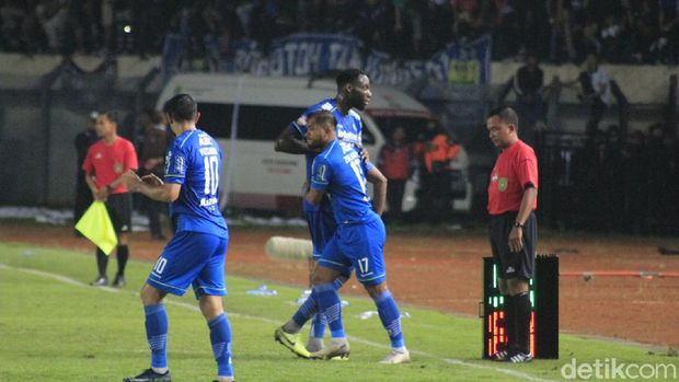 Zulham Zamrun Ungkap Rasanya Debut Kedua yang Singkat di Persib Bandung