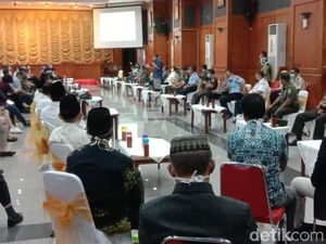 Pemkot Gelar Penanganan Corona, Ratusan Peserta Diwajibkan Bermasker