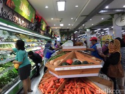 Pembelian Sembako Dibatasi, Gara-gara Stok Menipis?