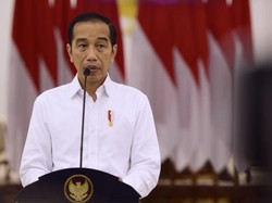 Kabinet Diminta di Jakarta, Jokowi Didampingi Mensesneg-Seskab di Solo
