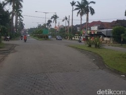 Sekolah Diliburkan, Lalu Lintas di Kemang Bekasi Lengang