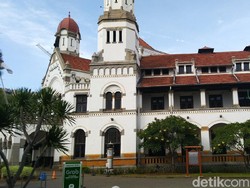 Lawang Sewu pun Takluk Pada Corona