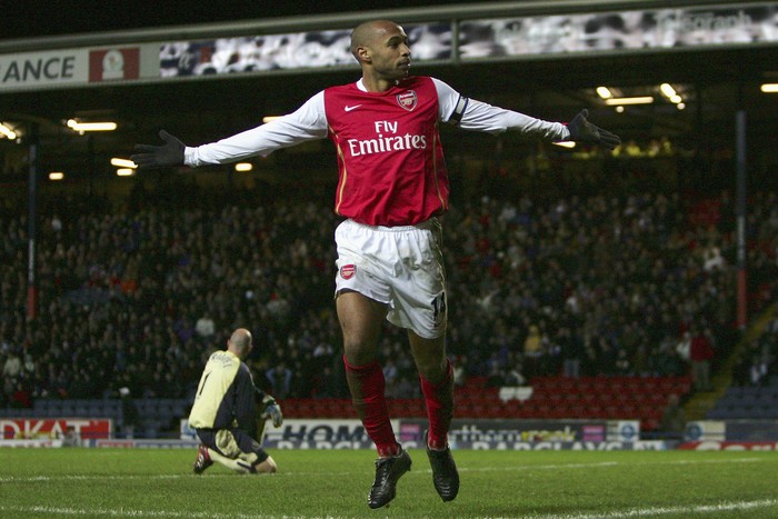 BLACKBURN, UNITED KINGDOM - JANUARY 13:  Thierry Henry of Arsenal celebrates scoring his teams second goal during the Barclays Premiership match between Blackburn Rovers and Arsenal at Ewood Park on January 13, 2007 in Blackburn, England.  (Photo by Laurence Griffiths/Getty Images)