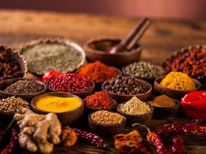 5 Bahan Makanan dengan Manfaat Anti-inflamasi yang Hebat 5 Bahan Makanan dengan Manfaat Anti-inflamasi yang Hebat