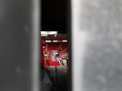 Stock Marys Stadium, kandangnya Southampton yang dipotret dari balik gerbang (Naomi Baker/Getty Images)