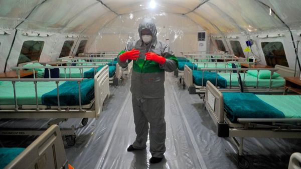 TNI Dirikan Tenda Isolasi Virus Corona di Jambi