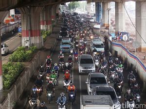 Ganjil-Genap Pengganti Penyekatan PPKM Jakarta Tak Berlaku untuk Motor Ganjil-Genap Pengganti Penyekatan PPKM Jakarta Tak Berlaku untuk Motor