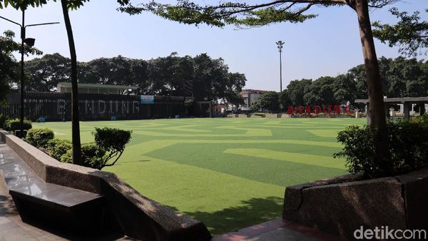 Antisipasi Corona, Taman Alun-alun Bandung Ditutup Sementara