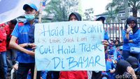 Buruh Demo Tolak RUU Omnibus Law di Gedung Sate