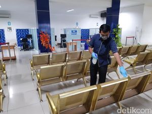 Pegawainya Positif Corona, BNI Semprot Kantor hingga ATM Pakai Disinfektan