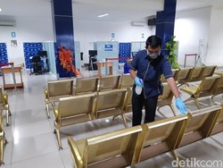 Pegawainya Positif Corona, BNI Semprot Kantor hingga ATM Pakai Disinfektan