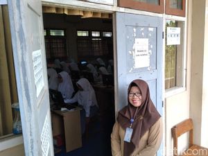 Fokus UNBK, Pelajar di Kulon Progo Tak Khawatir Isu Corona Fokus UNBK, Pelajar di Kulon Progo Tak Khawatir Isu Corona