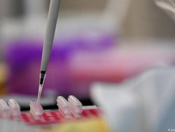 AS Kerja Sama dengan Johnson & Johnson Bikin Vaksin Covid-19