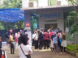 Ruang Isolasi RS Persahabatan Dipenuhi Warga yang Ingin Tes Corona