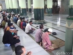 Imbauan untuk Jemaah Masjid Agung Semarang di Tengah Pandemi Corona Imbauan untuk Jemaah Masjid Agung Semarang di Tengah Pandemi Corona