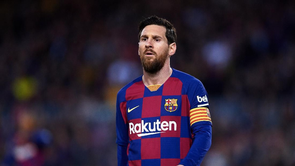 Lionel Messi mendukung kebijakan pemotongan gaji pemain Barcelona (Foto: Getty Images/Alex Caparros)