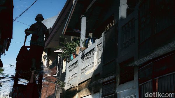 Permukiman di Jakarta Timur Tergenang Imbas Hujan Deras Semalam