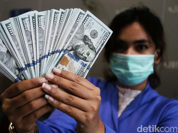 Rupiah Bertekuk Lutut Terhadap Dollar AS