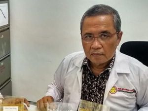 Prof Nidom Sebut Varian Corona Eek Mutasi dari B117 dan Lebih Ganas Prof Nidom Sebut Varian Corona Eek Mutasi dari B117 dan Lebih Ganas