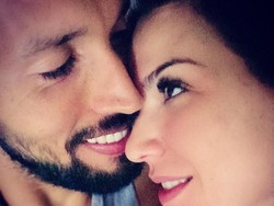 Momen Haru Ezequiel Garay dan Istri yang Dipisahkan Corona