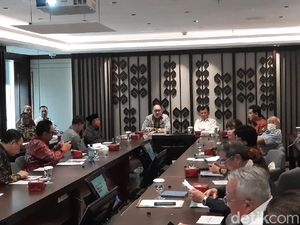 JK Sambangi Kantor Kadin Bahas Rencana Aksi-Pencegahan Virus Corona