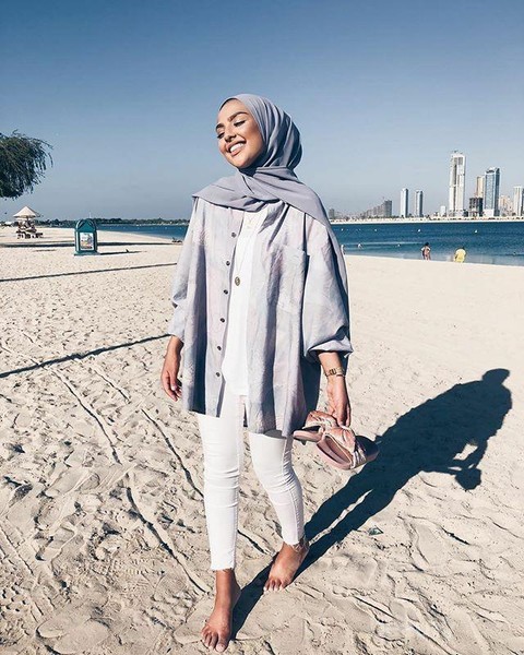 Hijab Beachwear Super Santai Saat Di Pantai 