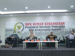 Ketua MPR Ajak Masyarakat Gotong Royong Hadapi Wabah Corona