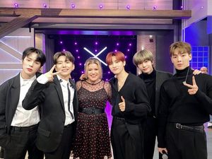 MONSTA X Tampil Berlima di The Kelly Clarkson Show MONSTA X Tampil Berlima di The Kelly Clarkson Show