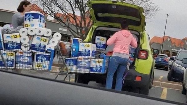 Aksi Memalukan Borong Tisu Toilet Gegara Corona Diviralkan