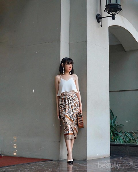 Cara Simple Mix and Match Rok Batik untuk Kondangan, Stylish dan Kekinian