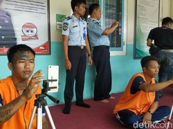 Napi Blitar Tak Boleh Dijenguk Keluarga Cegah Corona, Tapi Bisa Video Call