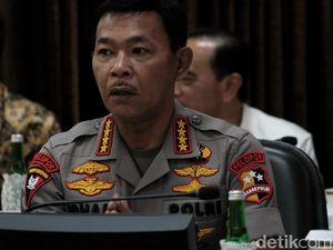 Kapolri Bentuk Tim Khusus Usai Temuan Komnas HAM soal Tewasnya Laskar FPI Kapolri Bentuk Tim Khusus Usai Temuan Komnas HAM soal Tewasnya Laskar FPI