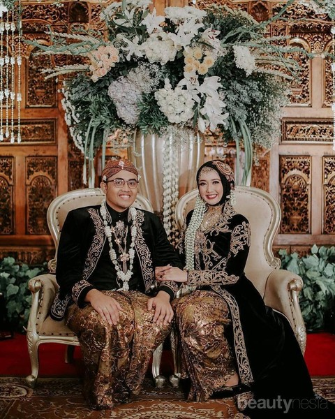 Baju Pengantin Adat Jawa Timur Hijab Modern