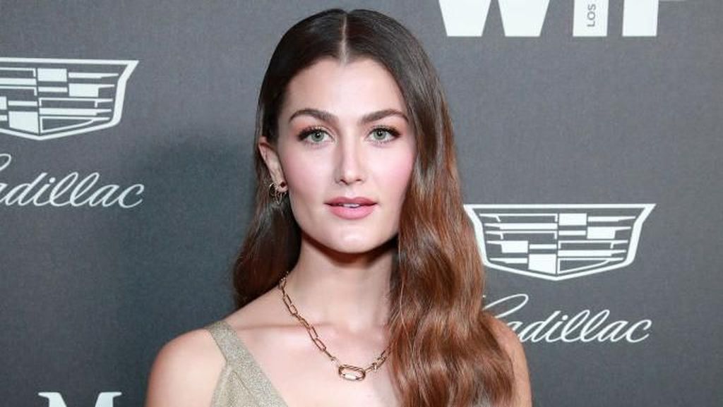 Mengenal Rachel Matthews, Aktris Frozen 2 yang Positif Virus Corona Mengenal Rachel Matthews, Aktris Frozen 2 yang Positif Virus Corona