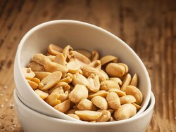 Singapura Tarik 2 Produk Kacang Berisiko Picu Kanker