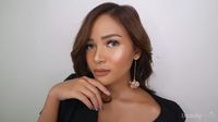 6 Beauty Vloggers Cantik Yang Selalu Tampil Percaya Diri Dengan Kulit ...