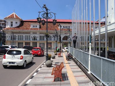 Gedung Merdeka Mulai Bersolek Jelang Konferensi Asia Afrika