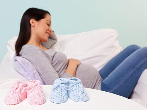 4 Hal yang Sebaiknya Bunda Hindari Saat Hamil Anak Kembar