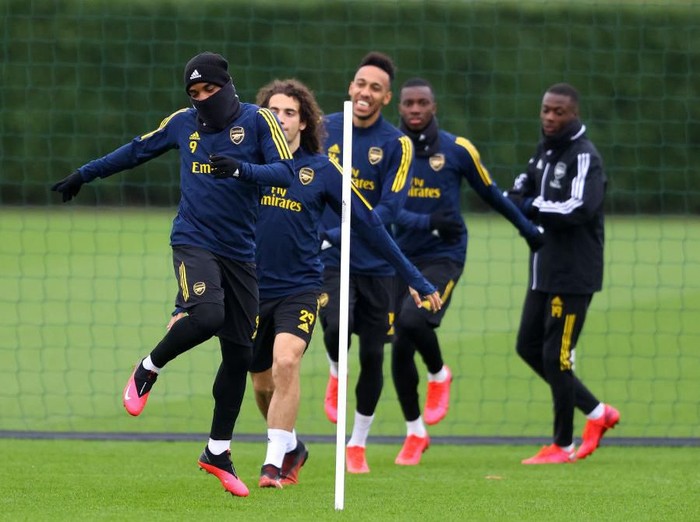 ST ALBANS, ENGLAND - FEBRUARY 19: Alexandre Lacazette of Arsenal warms up during a Arsenal Training Session at London Colney on February 19, 2020 in St Albans, England. (Photo by Richard Heathcote/Getty Images)