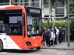 Protokol Kesehatan di Transjakarta Saat PSBB Transisi