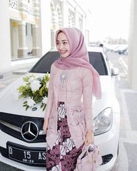 Enggak Ketinggalan Zaman, Ini Dia Model Kebaya Modern Terbaru 2019!