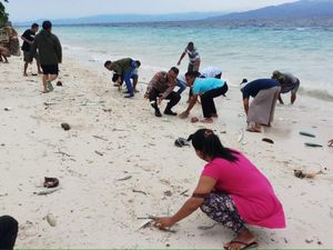 Heboh Fenomena Ikan Hidup Terdampar di Pantai Maluku, Ini Penjelasan KKP